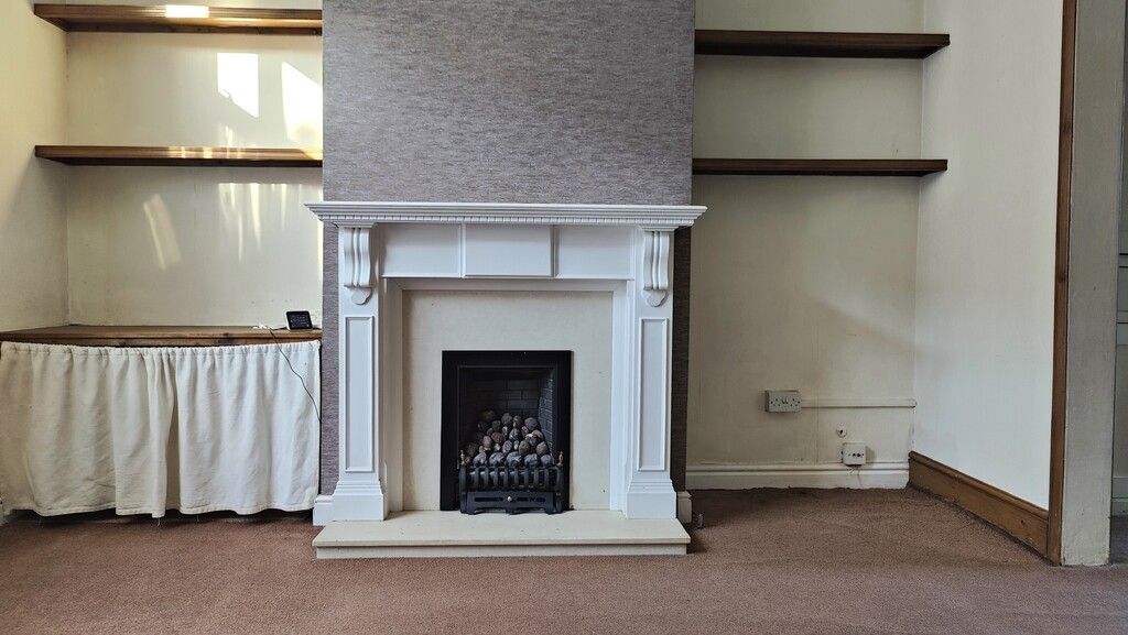 Property photo 3 of 14 108 Lettings