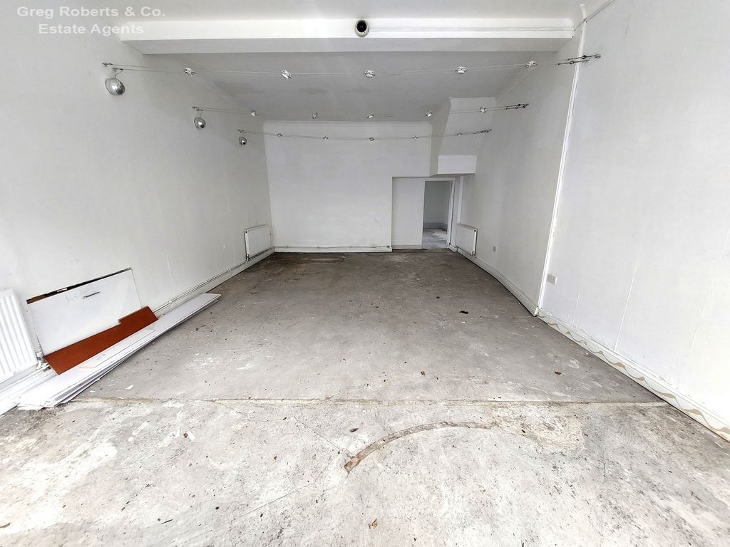 Property photo 2 of 19 Not Specified