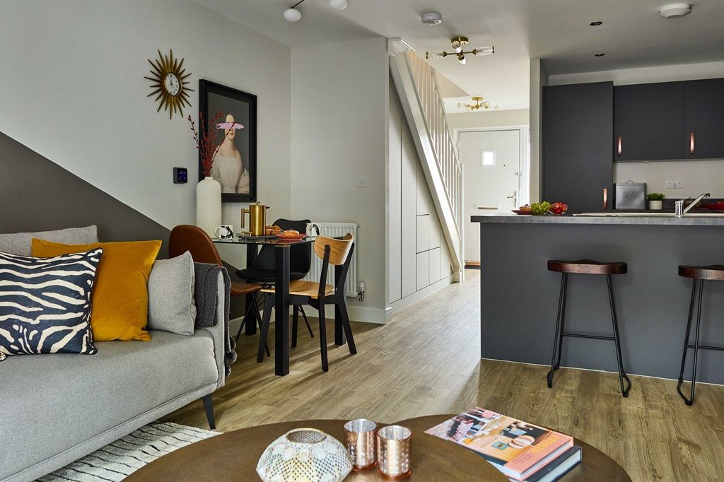 Property photo 1 of 16 A Balanced, Comforting Room At The Heart Of Home Life