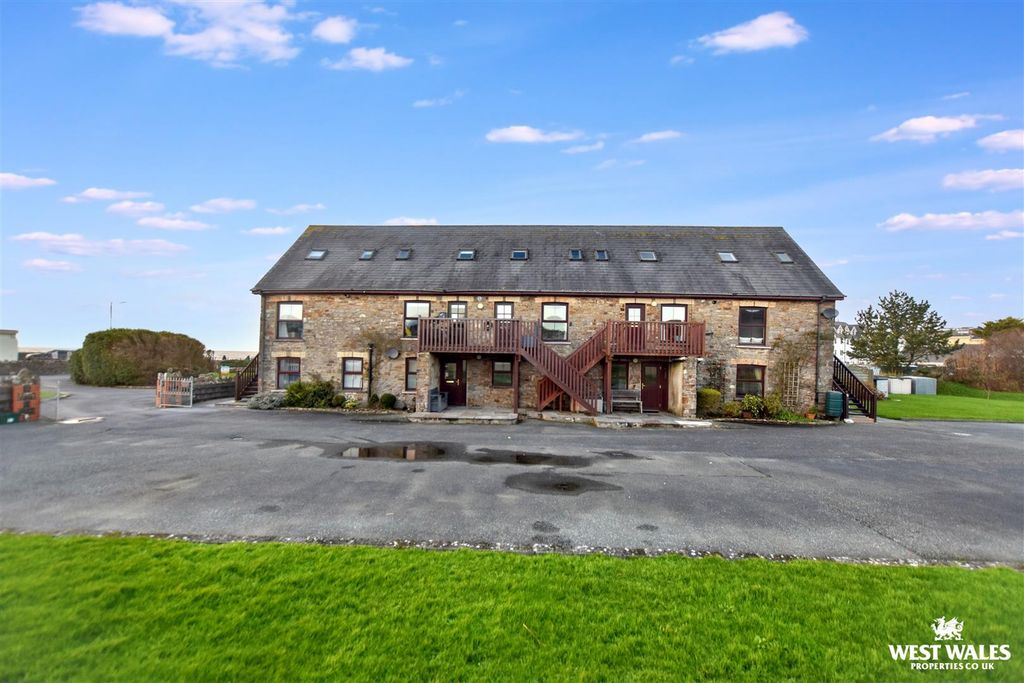 Additional image 17 of 3 bed flat for saleEnfield Road, Broad Haven, Haverfordwest SA62