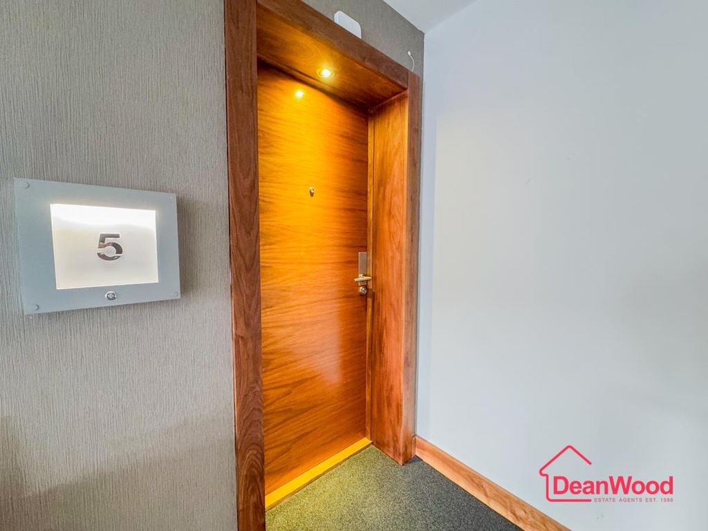 Property photo 3 of 18 3.Jpg