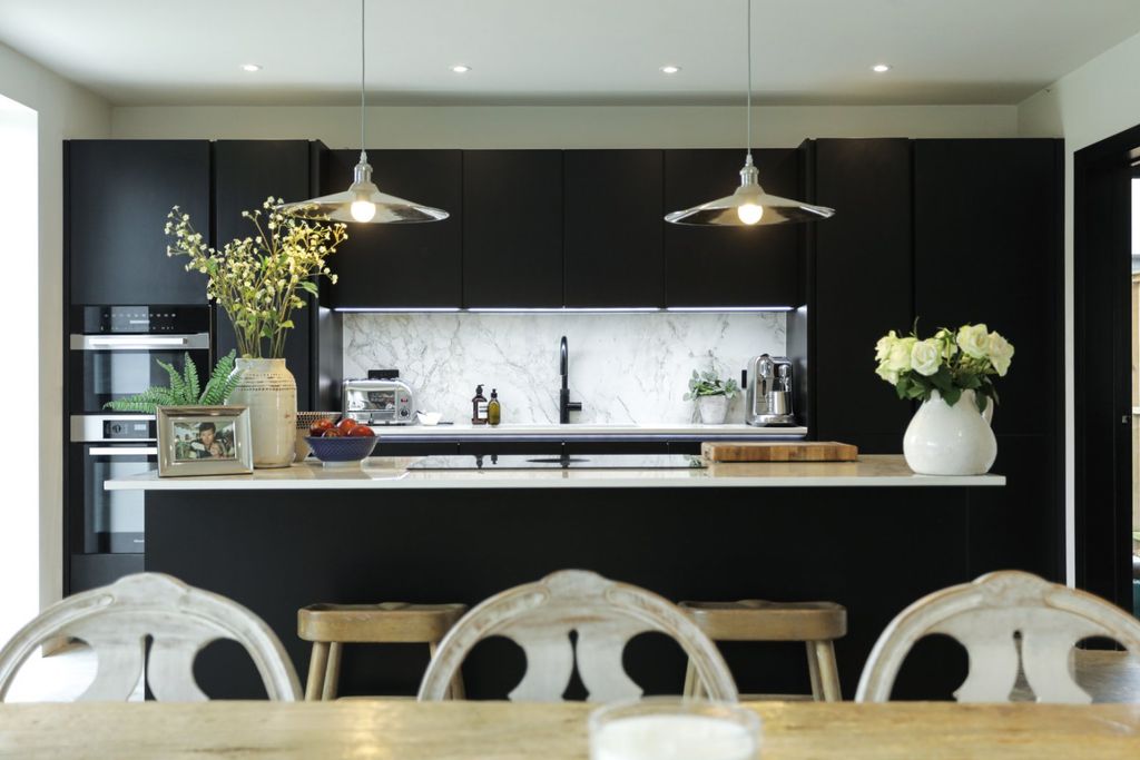 Property photo 3 of 14 Picture 3