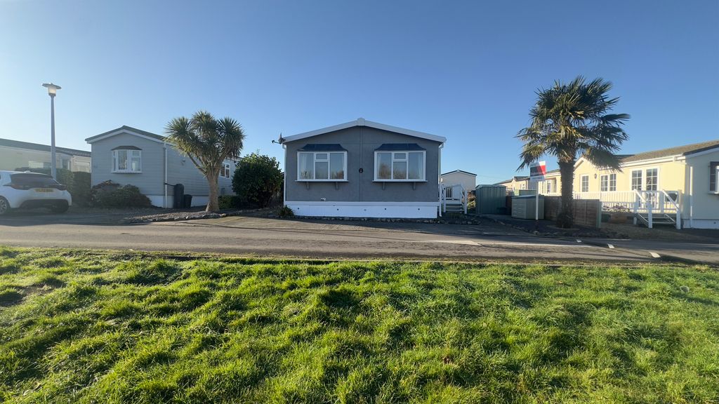 Property photo 1 of 34 D4577729-A016-4CC6-854A-47Cbe613Ae44