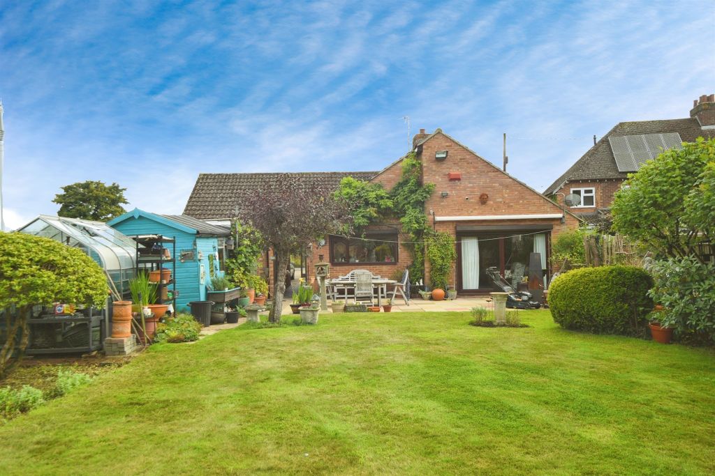 Property photo 1 of 18
