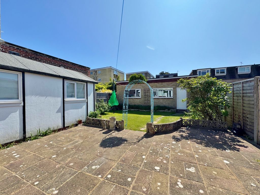 Property photo 3 of 22