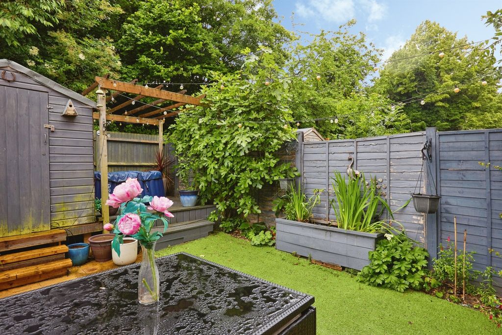 Property photo 2 of 15