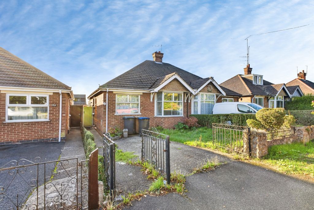 Property photo 1 of 12