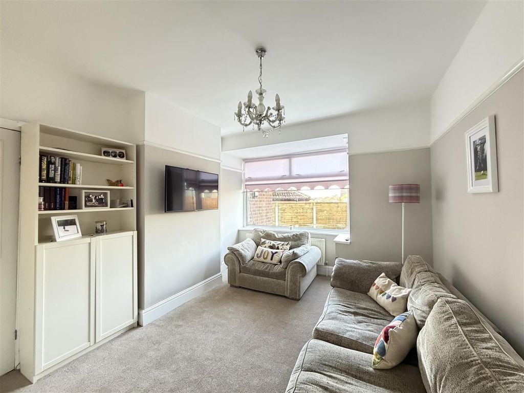 Property photo 2 of 16 Img_1111.Jpeg