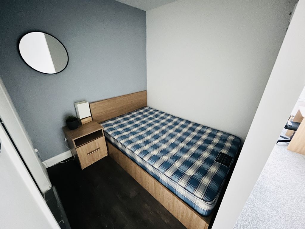 Property photo 3 of 3