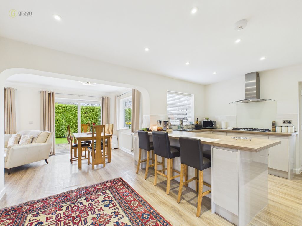 Property photo 2 of 20 Cam03830G0Pr0279Still009