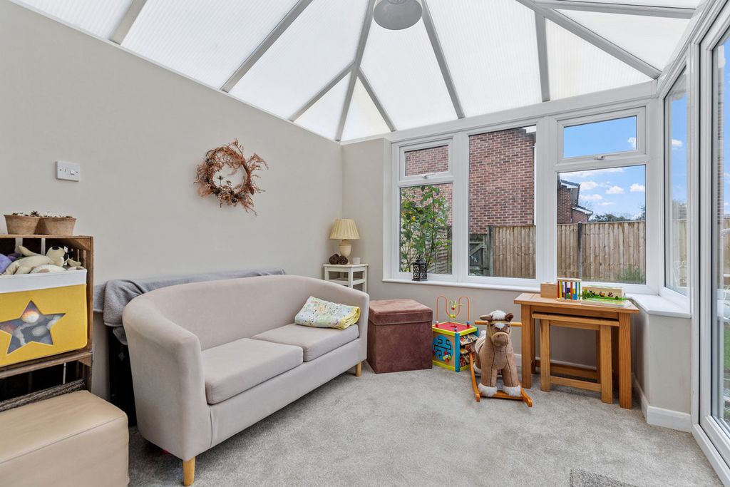 Property photo 3 of 11