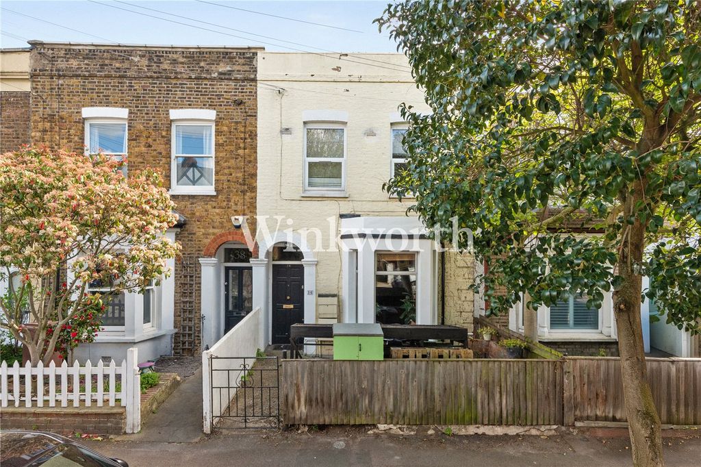 Property photo 1 of 23 Picture No. 24