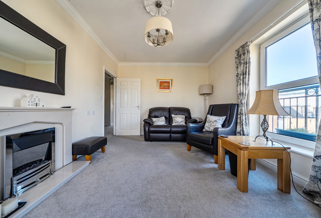 Property photo 1 of 18 1439224-7-69ce80E...