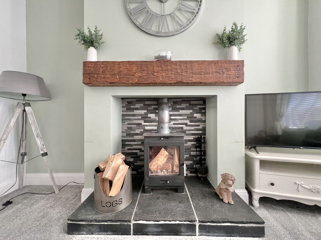 Property photo 3 of 18