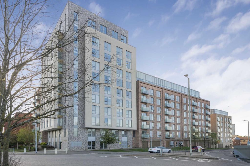 Property photo 1 of 14 23_76704.Jpg