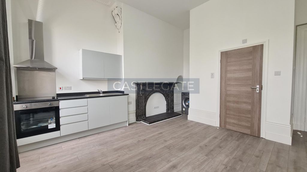 Property photo 3 of 9 20251031_112016