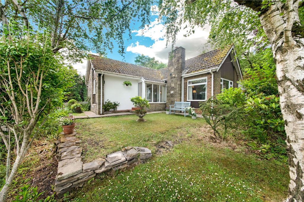 Property photo 2 of 27 Garden