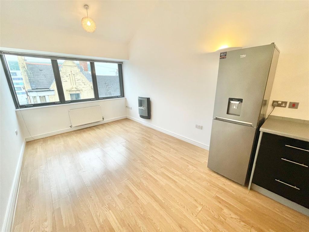 Property photo 2 of 9 Img_5140.Jpeg