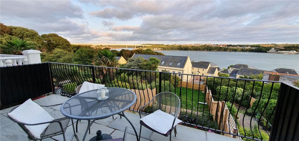 Property photo 2 of 38 Picture No. 49