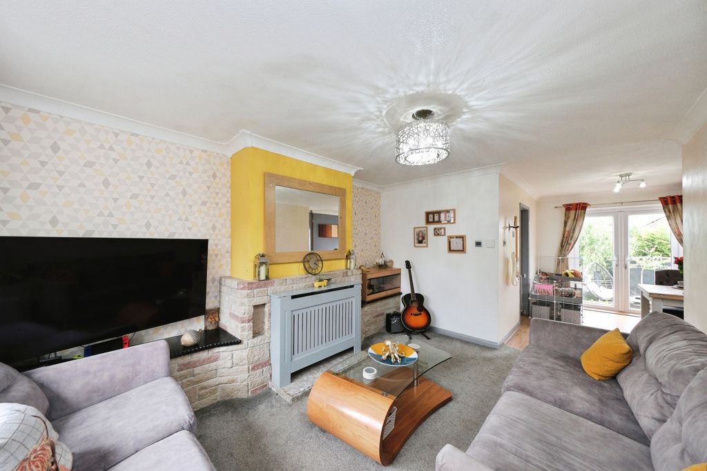 Property photo 2 of 14 Pbox-Img.Jpg