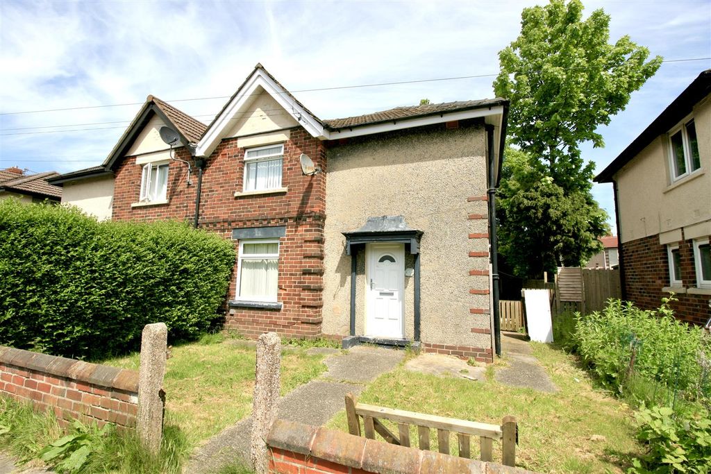 Property photo 1 of 12