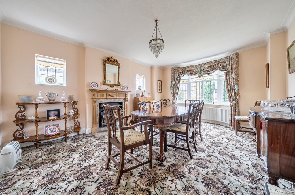 Property photo 3 of 16 1375976-7-6911d06...