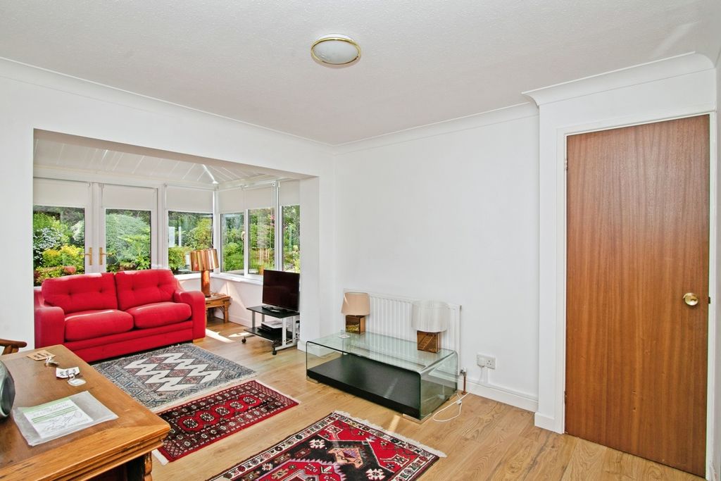 Property photo 2 of 14 Photo