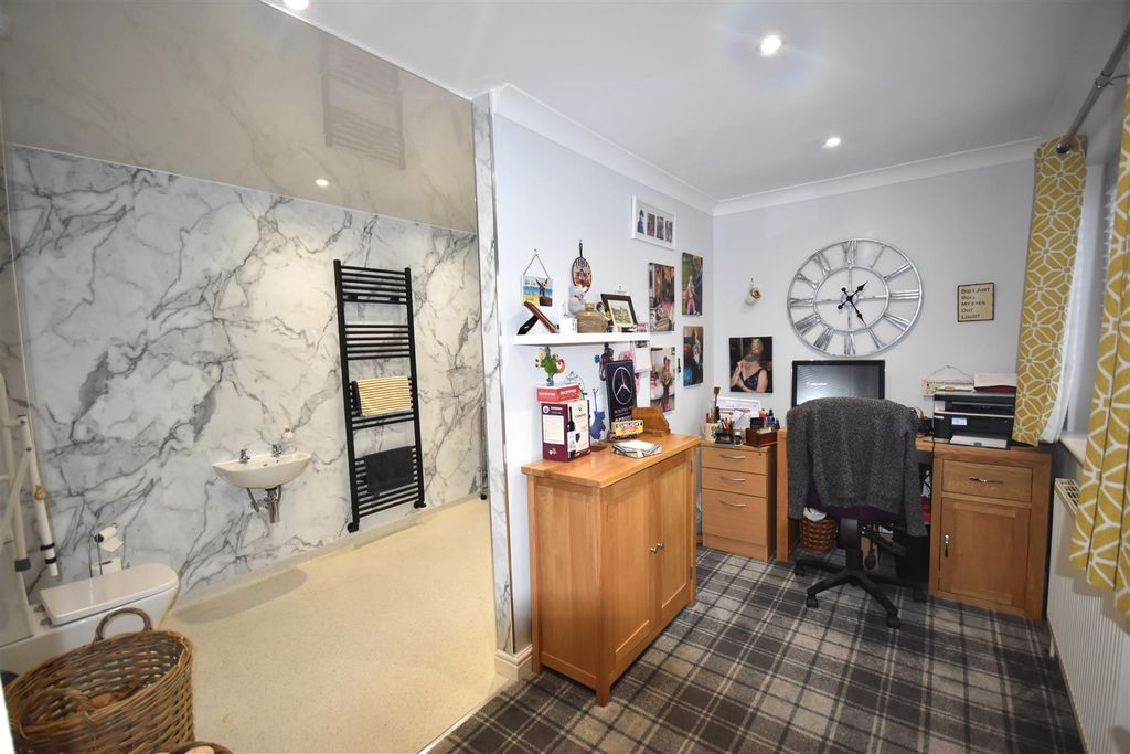 Additional image 12 of 4 bed detached house for saleMill House Lane, Goole DN14