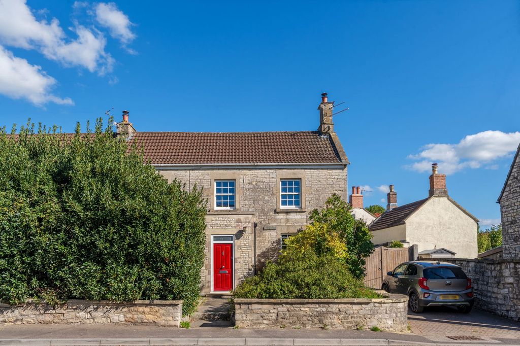 Property photo 1 of 43