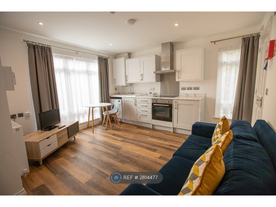 Property photo 1 of 4