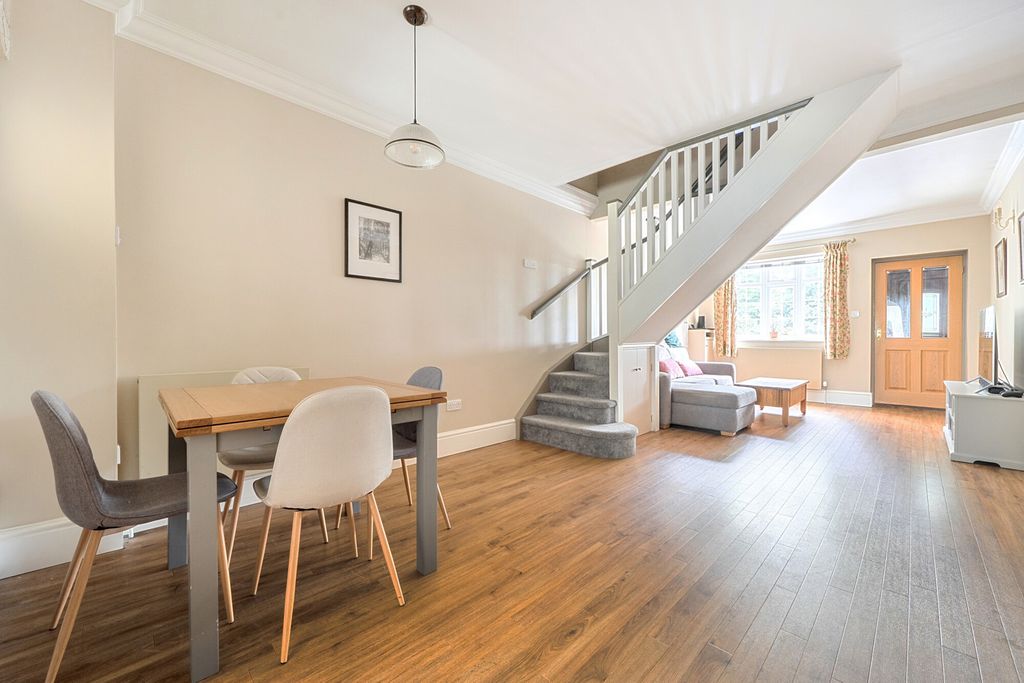 Property photo 2 of 20 1483441-9-6A450Ab...
