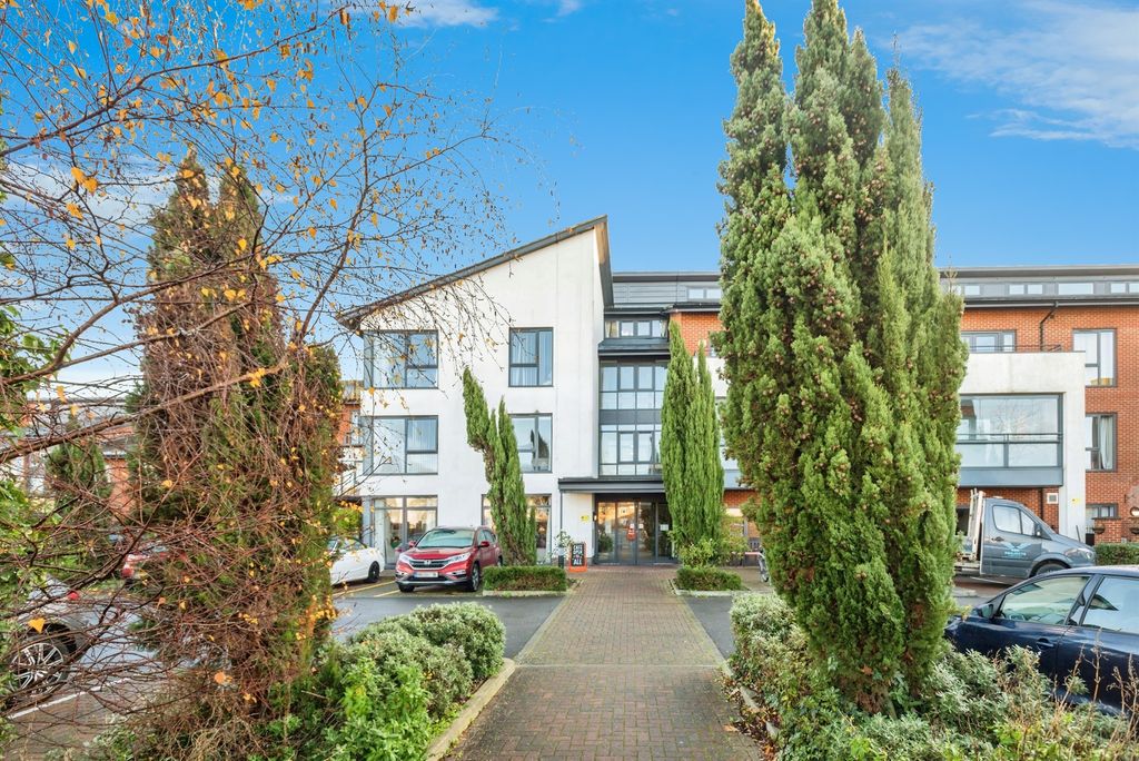 Property photo 1 of 14