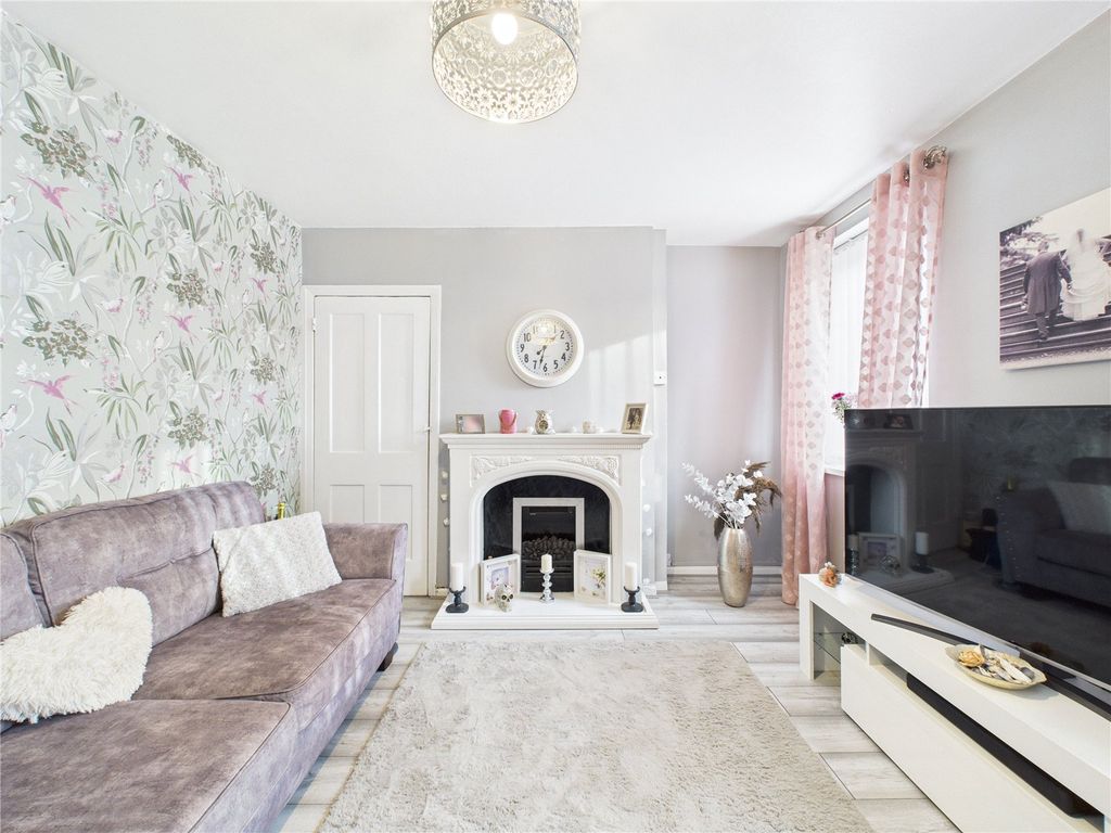 Property photo 3 of 21 Picture No. 13