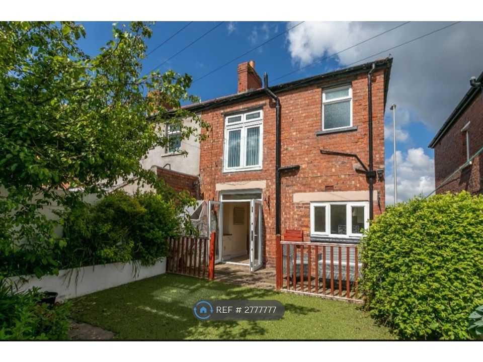 Property photo 2 of 17