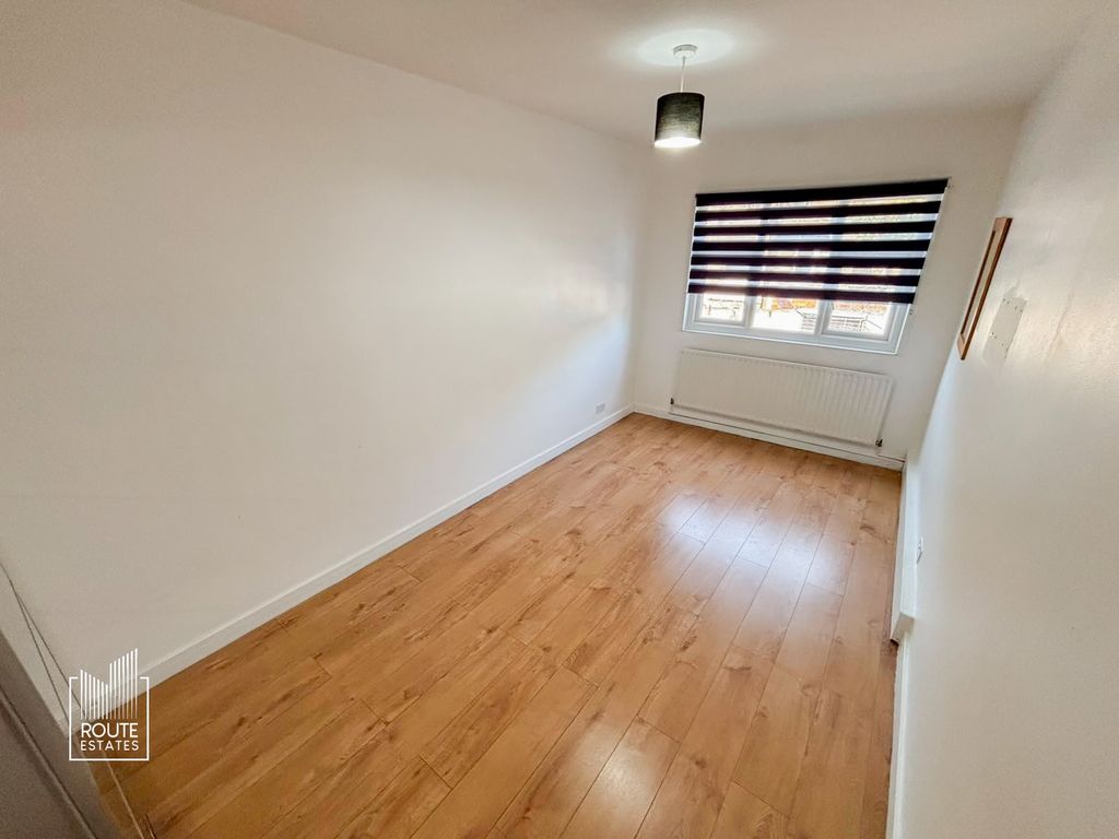 Property photo 2 of 14 Photo 10