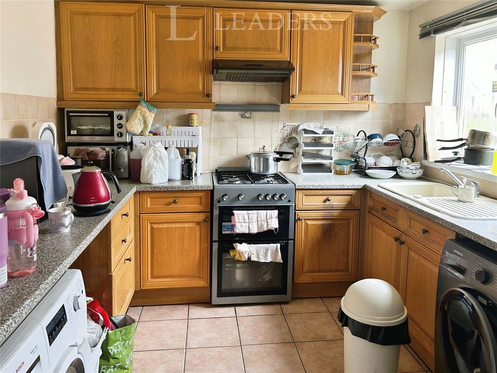 Property photo 3 of 14 Picture No. 04