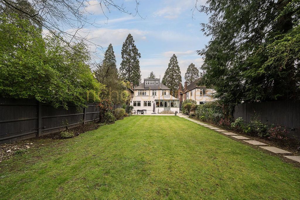 Additional image 20 of 4 bed detached house for saleCanons Drive, Edgware HA8