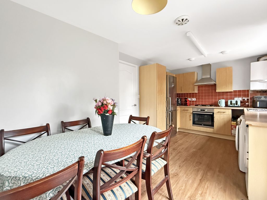 Property photo 2 of 13 d516Acc28Bc768B45F2F42Eb230B43A3d556Ca20