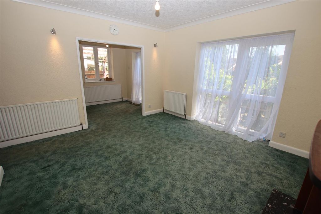 Property photo 3 of 12 Img_8715.Jpg