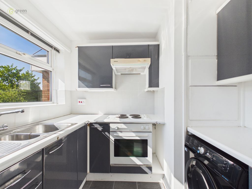 Property photo 3 of 22 Cam05591G0Pr0192Still006