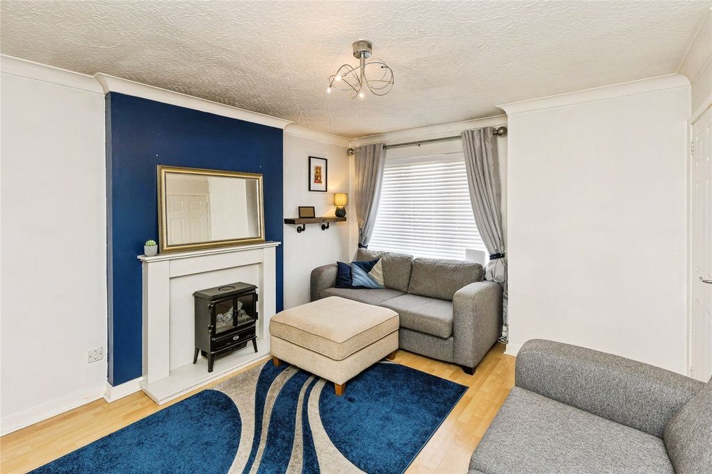 Property photo 2 of 19 Living Room