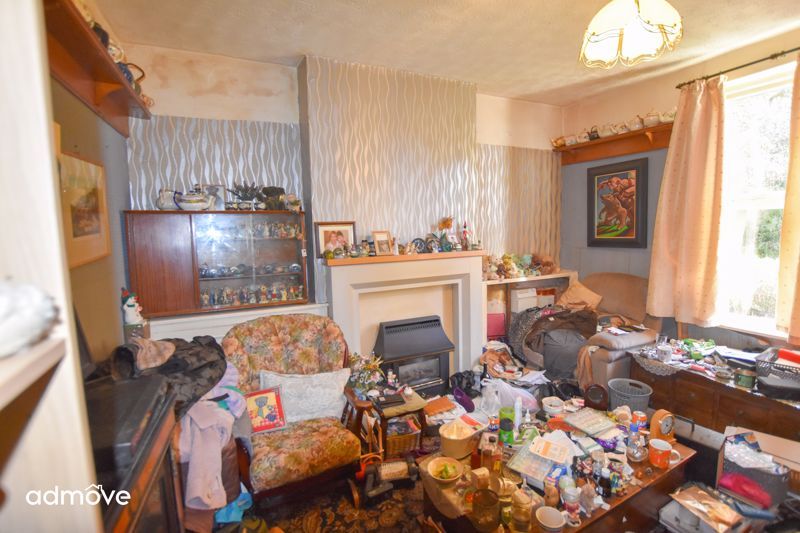 Property photo 3 of 9 Photo 9