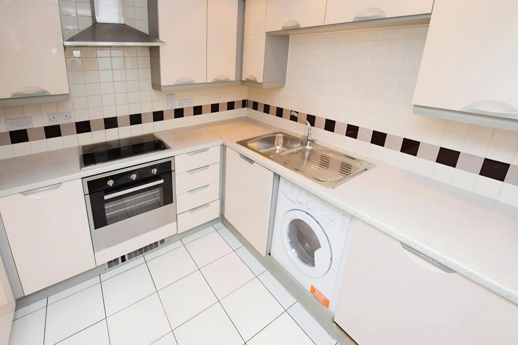 Property photo 2 of 10 Picture No. 19