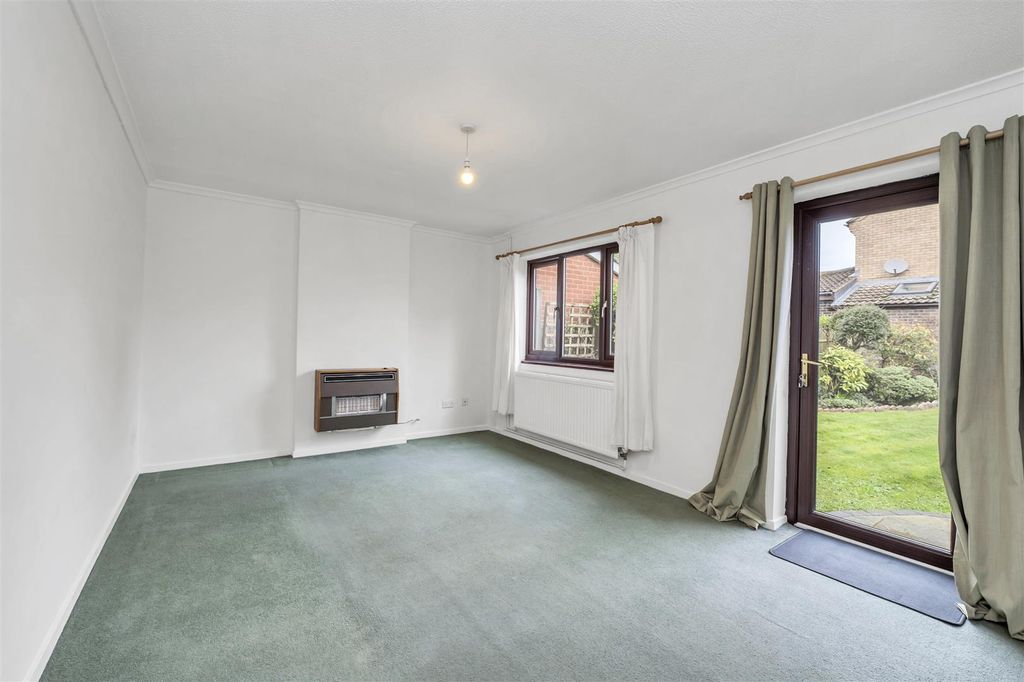 Property photo 2 of 14 Dcp_0407.Jpg