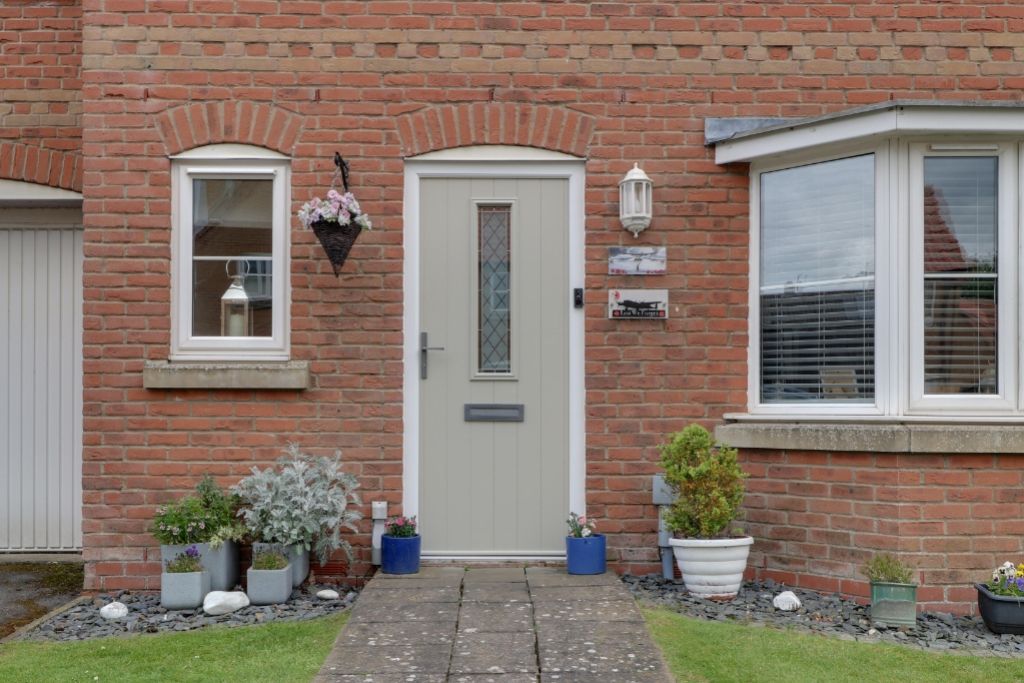 Property photo 1 of 17 Front Entrance