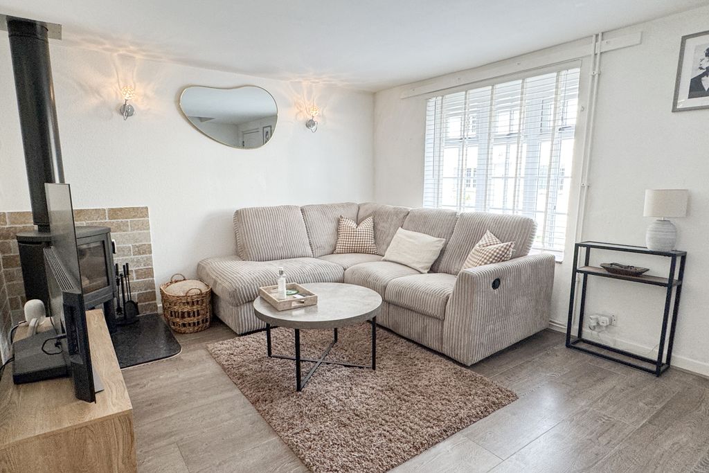 Property photo 3 of 15 3.Jpg