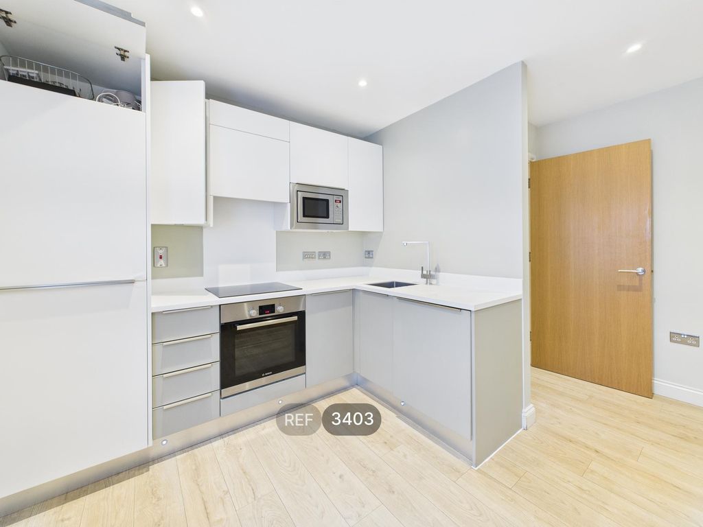 Property photo 2 of 6 Kitchen / Living Area