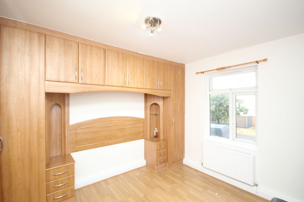Property photo 3 of 7 Gallery