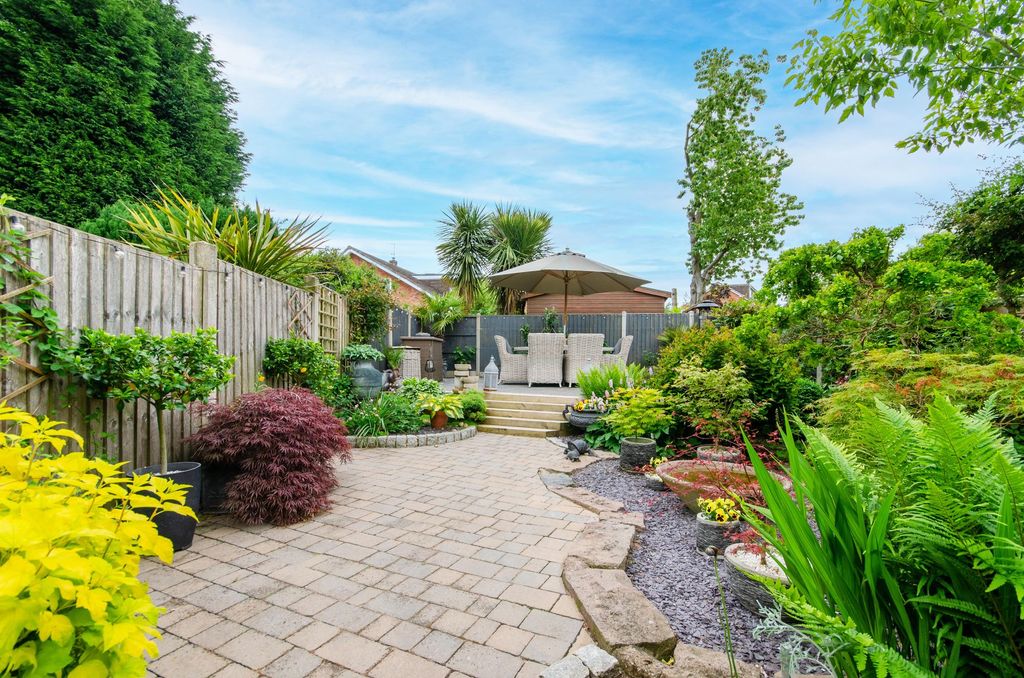 Property photo 3 of 41