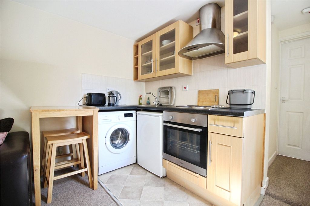 Property photo 3 of 7 Picture No. 15